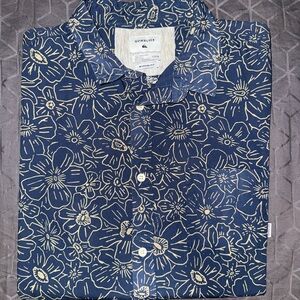 Quiksilver Men's Blue Floral Shirt Size Large